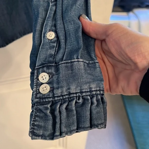 NWOT Frame “Springfield” ruffle denim shirt - Picture 7 of 12